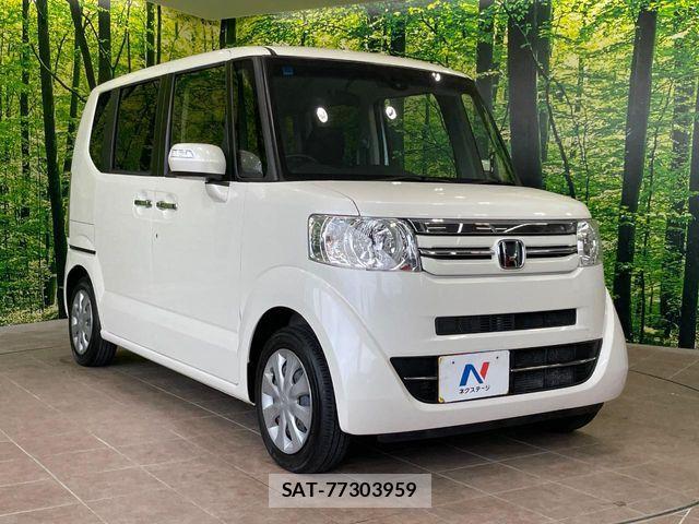 Honda N BOX 2017-03 8562861-15
