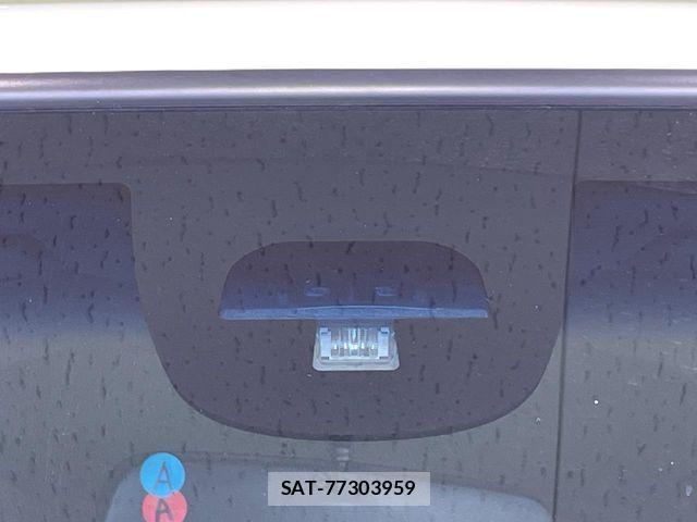 Honda N BOX 2017-03 8562861-2