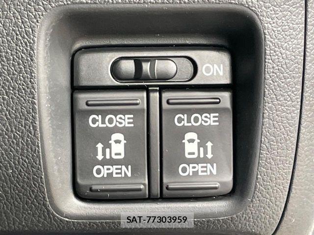 Honda N BOX 2017-03 8562861-5