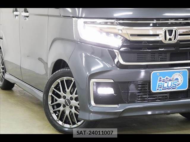 Honda N BOX 2022-11 8562832-22