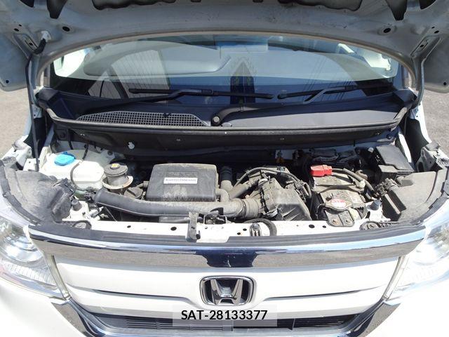 Honda N BOX 2018-03 8562854-9