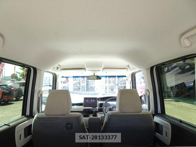 Honda N BOX 2018-03 8562854-16