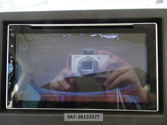 Honda N BOX 2018-03 8562854-21