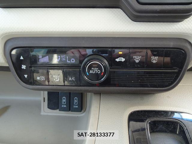 Honda N BOX 2018-03 8562854-22