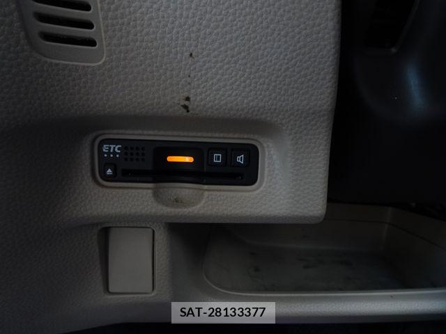 Honda N BOX 2018-03 8562854-25