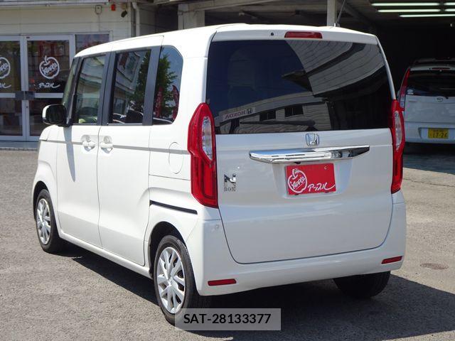 Honda N BOX 2018-03 8562854-4