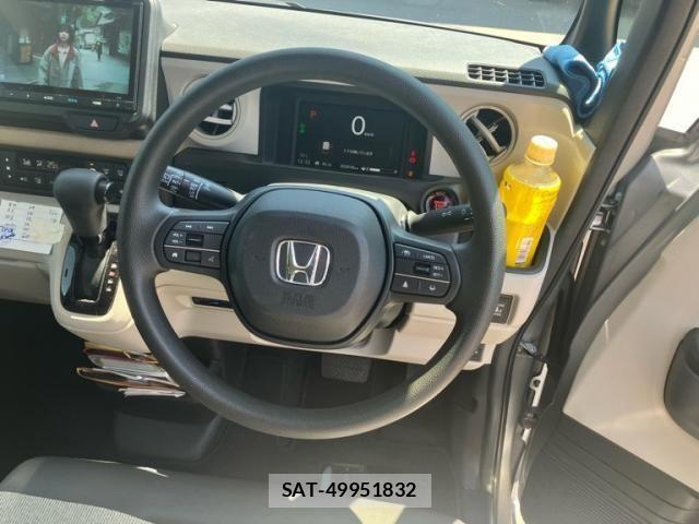 Honda N BOX 2025-03 8562857-13