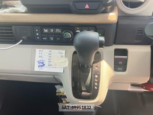 Honda N BOX 2025-03 8562857-14