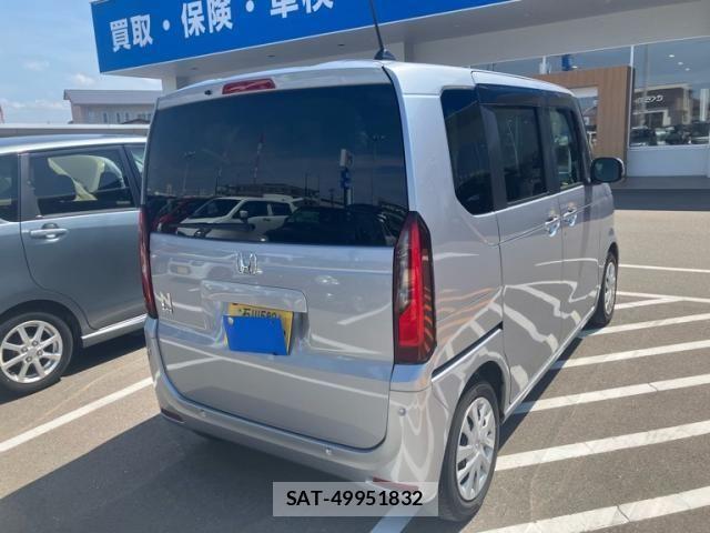 Honda N BOX 2025-03 8562857-3