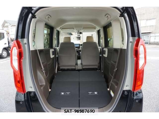 Honda N BOX 2021-06 8562853-18
