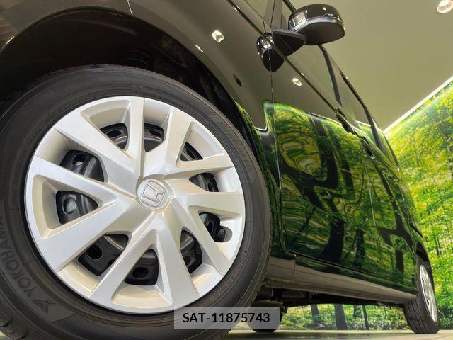 Honda N BOX 2025-06 8562830-12