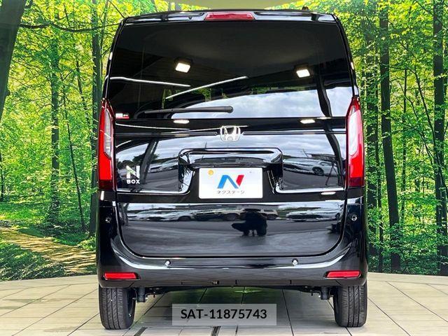 Honda N BOX 2025-06 8562830-14