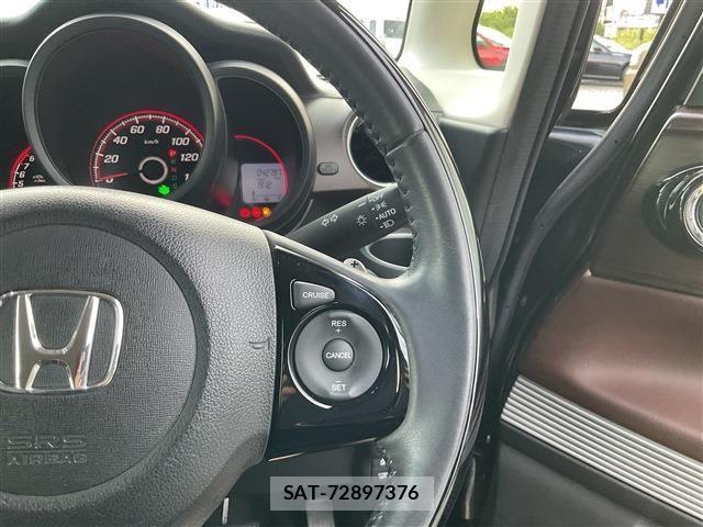 Honda N BOX 2019-06 8627936-14