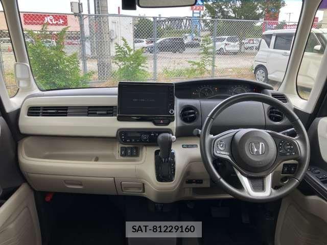 Honda N BOX 2019-03 8627927-1