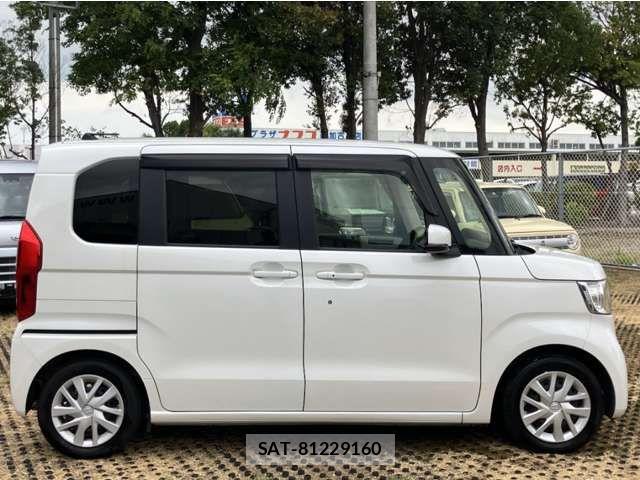 Honda N BOX 2019-03 8627927-19