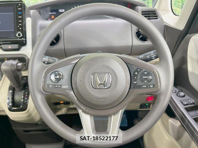 Honda N BOX 2019-03 8627944-10