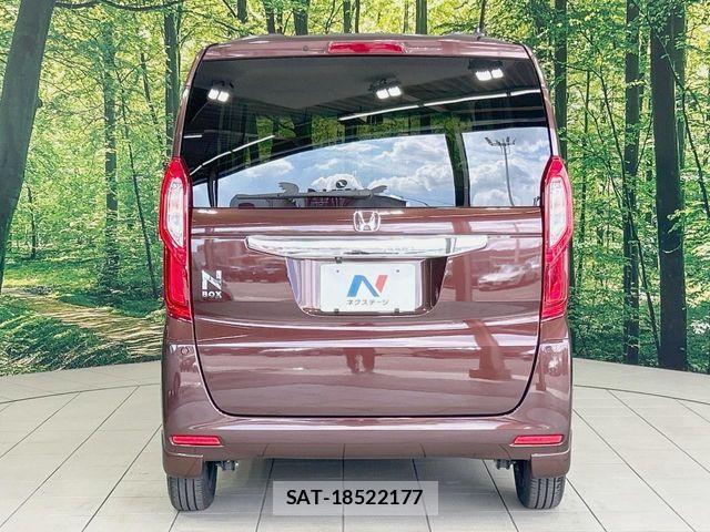 Honda N BOX 2019-03 8627944-14