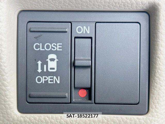 Honda N BOX 2019-03 8627944-5