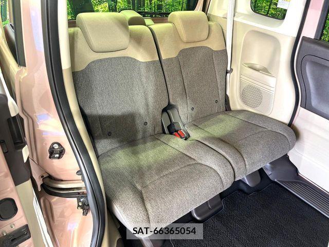 Honda N BOX 2018-11 8627933-9