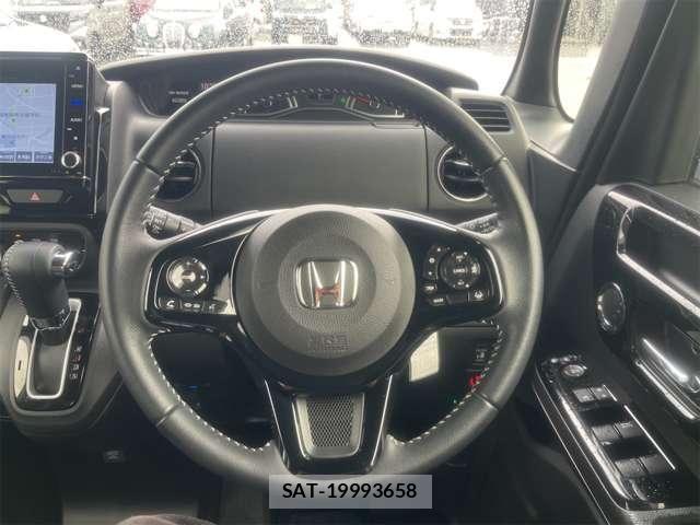 Honda N BOX 2022-03 8627906-14