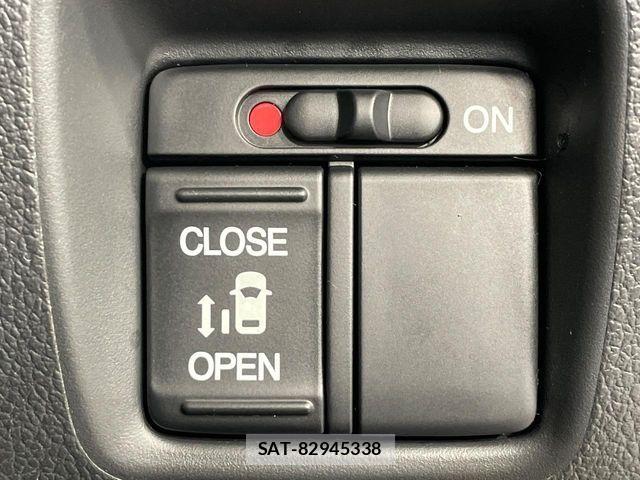 Honda N BOX 2016-05 8627959-2