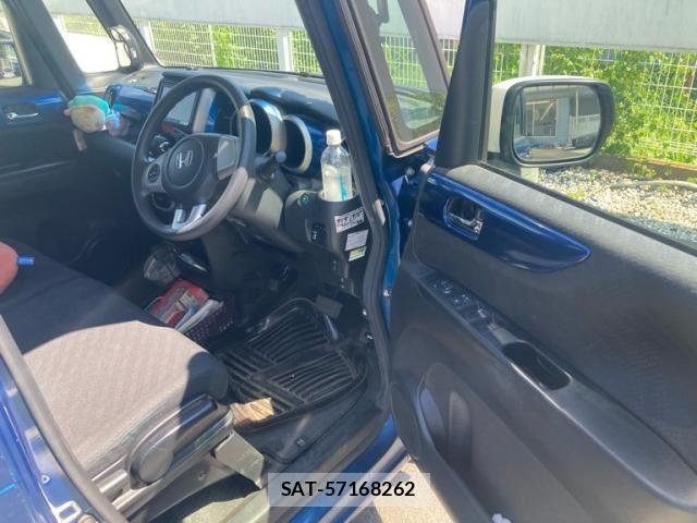 Honda N BOX 2014-03 8627972-9