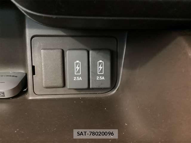 Honda N BOX 2022-08 8627922-12
