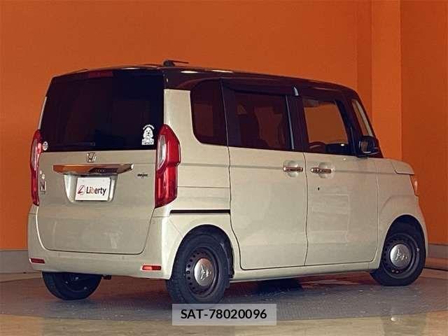 Honda N BOX 2022-08 8627922-17
