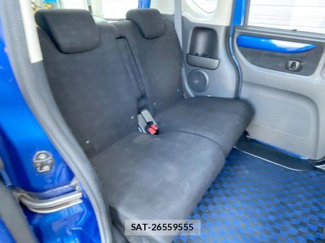 Honda N BOX 2015-11 8627958-9