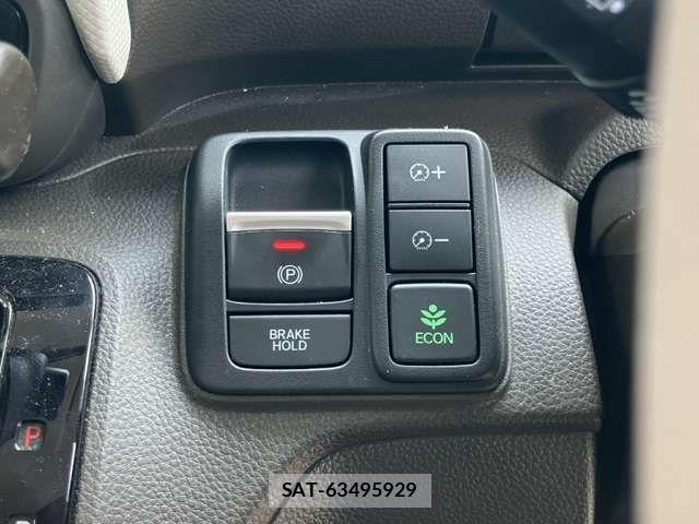 Honda N BOX 2023-02 8627926-11