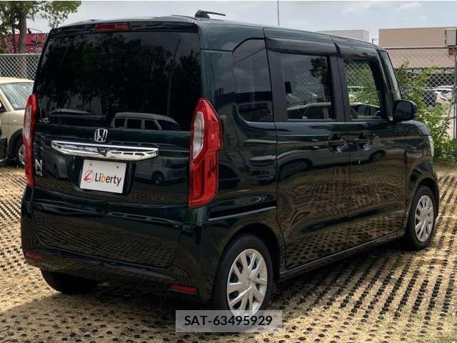 Honda N BOX 2023-02 8627926-18