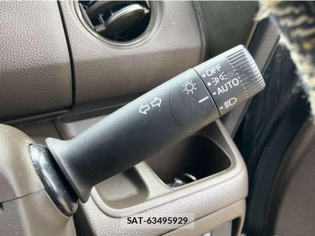 Honda N BOX 2023-02 8627926-5
