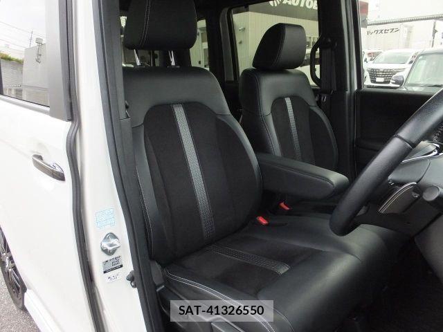 Honda N BOX 2022-05 8627902-9