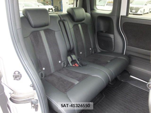 Honda N BOX 2022-05 8627902-11