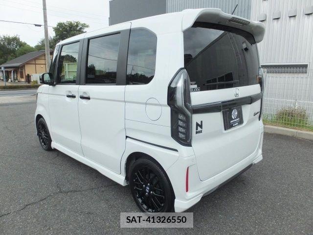 Honda N BOX 2022-05 8627902-17