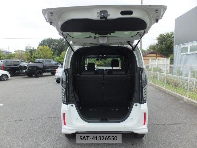 Honda N BOX 2022-05 8627902-23