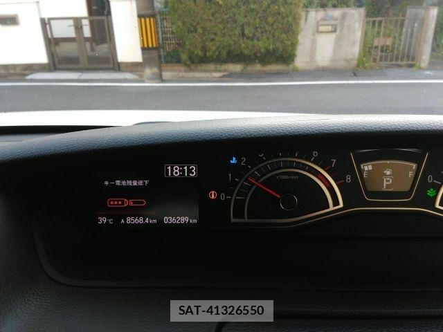 Honda N BOX 2022-05 8627902-29