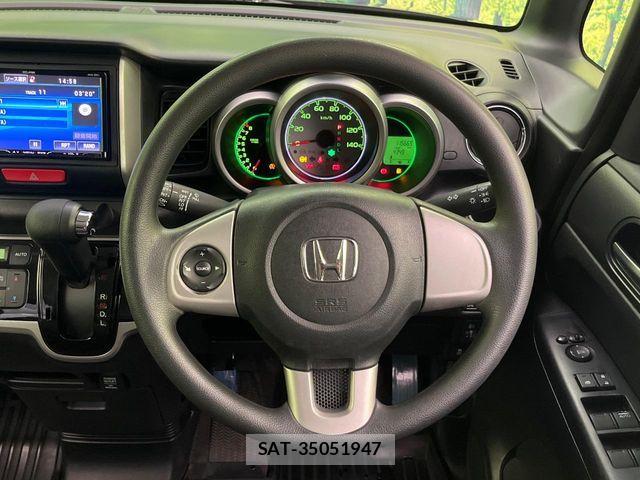 Honda N BOX 2014-02 8627964-10