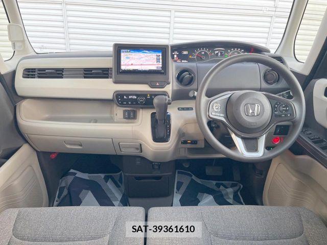 Honda N BOX 2018-09 8627947-1