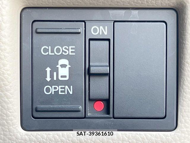 Honda N BOX 2018-09 8627947-4