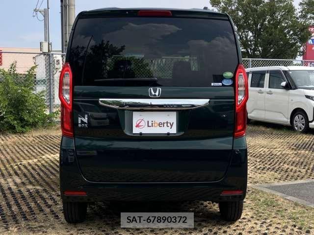 Honda N BOX 2020-06 8627930-19