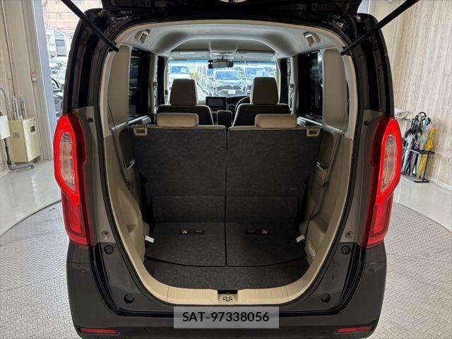Honda N BOX 2019-08 8627956-9