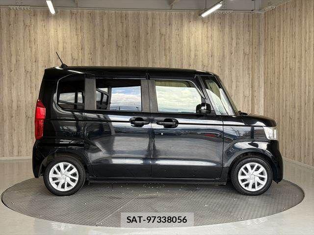 Honda N BOX 2019-08 8627956-15