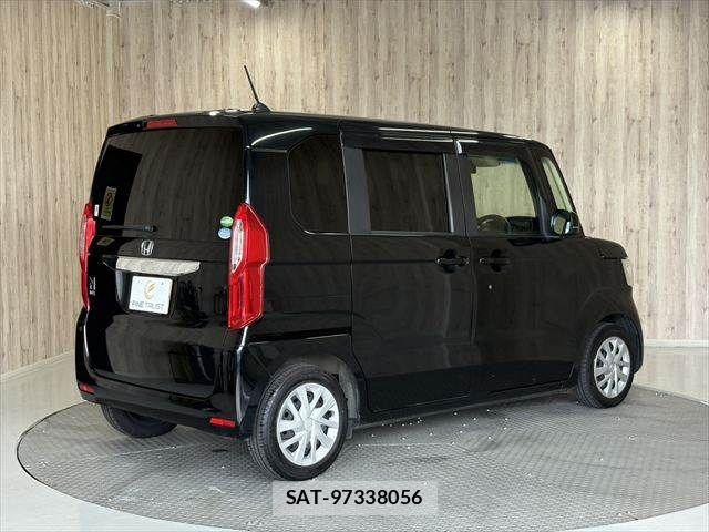 Honda N BOX 2019-08 8627956-17