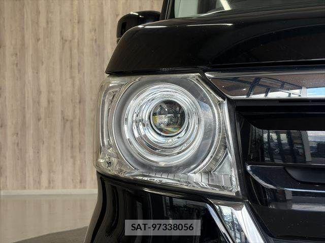 Honda N BOX 2019-08 8627956-21