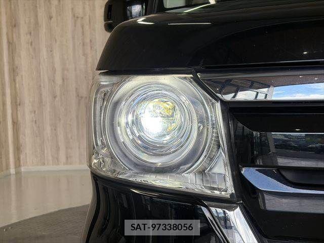 Honda N BOX 2019-08 8627956-27
