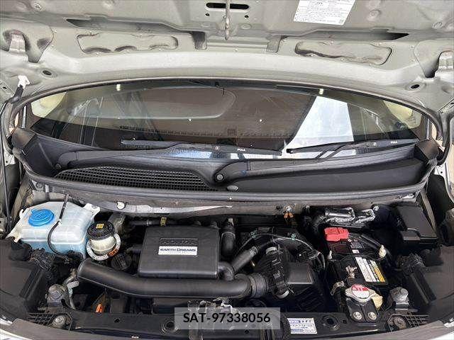Honda N BOX 2019-08 8627956-28