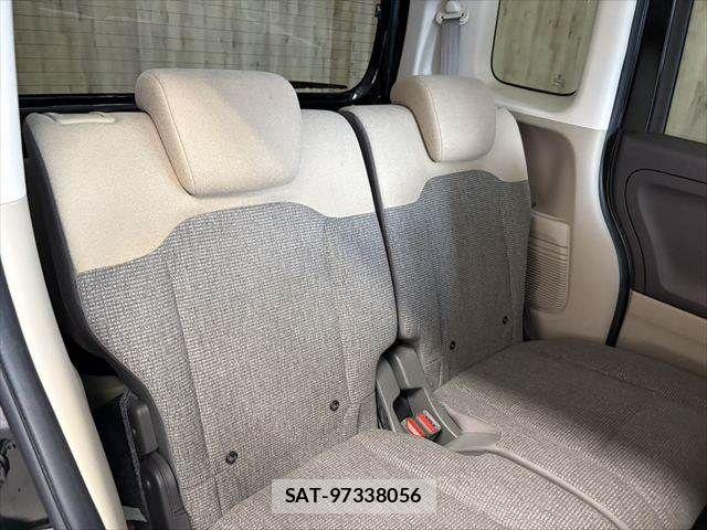Honda N BOX 2019-08 8627956-8