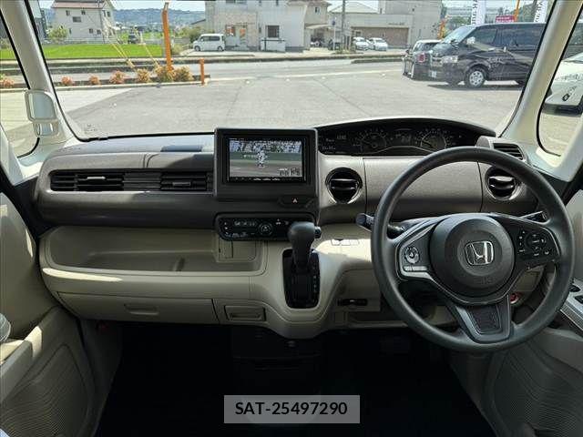 Honda N BOX 2020-02 8627939-1