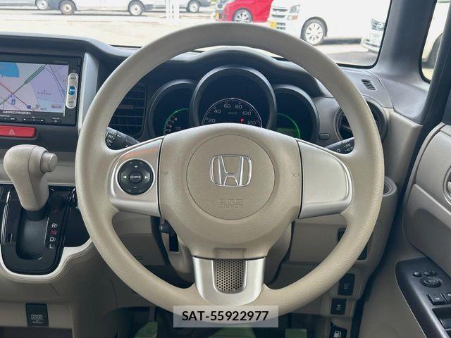 Honda N BOX 2015-08 8627948-11